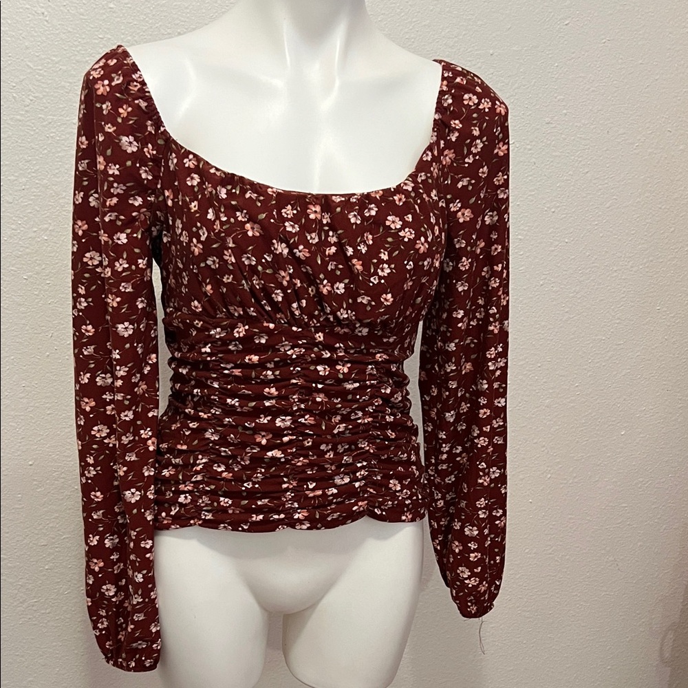 Love Theory Floral Top Sz XL
